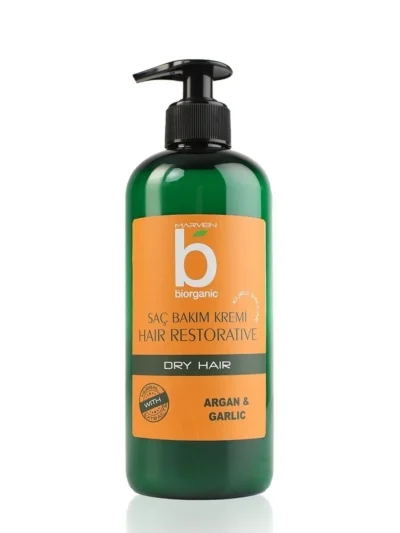 Biorganic Kuru Saçlar Krem 500 Ml Biorganik saç bakım kürü saçın beslenmesine yardımcı olur Argan  içermektedir zengin formülasyonu saçlara parlaklık verir canlı ve hacimli görünmesini destekler zayıf,ince telli,yıpranmış,permalı,kuru,boyalı,röfleli ve işlem görmüş saçlar için hazırlanmış biorganic saç bakım kürüdür deniz ve havuz suyundaki kimyasal bileşenlerin yıpratıcı tuz etkilerine karşı saç yapısını doğal olarak korumaya yardımcı olur KULLANIMI saçınızı şampuanlayıp duruladıktan sonra saç kremini saça masaj yaparak uygulanır 3-5 dk dakika bekletildikten sonra bol su ile durulanır